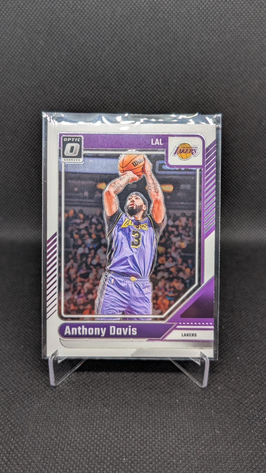 Anthony Davis 2024-25 Donruss Optic #207 NBA basketball card
