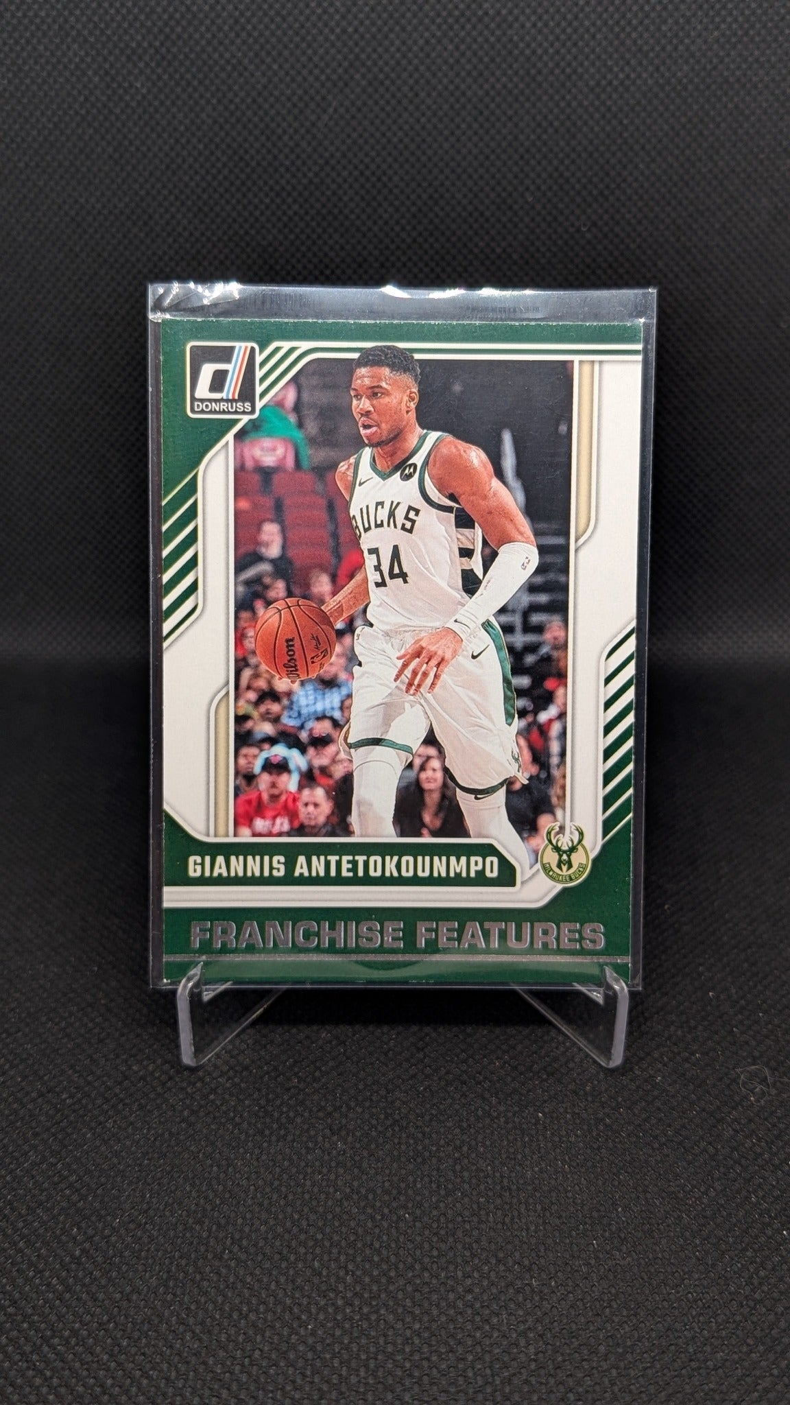 Giannis Antetokounmpo 2024-25 Donruss #3 NBA basketball card
